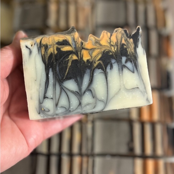 ⭐️🫧LIVE NOTIFICATION ⭐️🛍️🫧⭐️Like this listing to be notified when I go LIVE🌱 - Picture 6 of 16